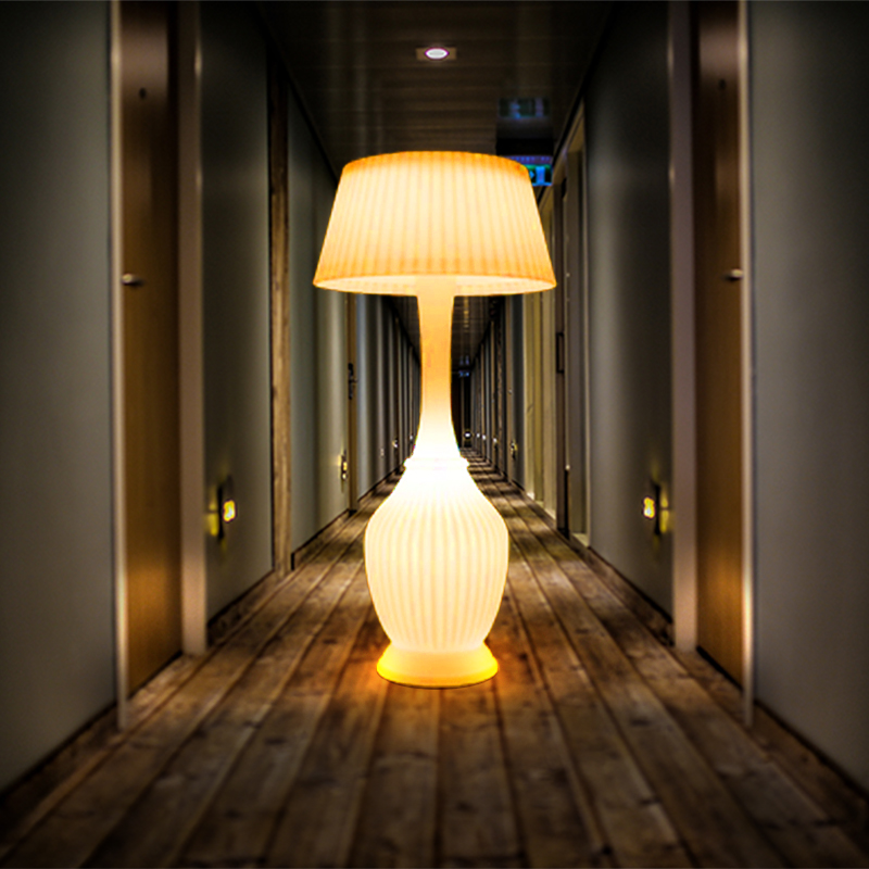 Как да настроите LED подова лампа?